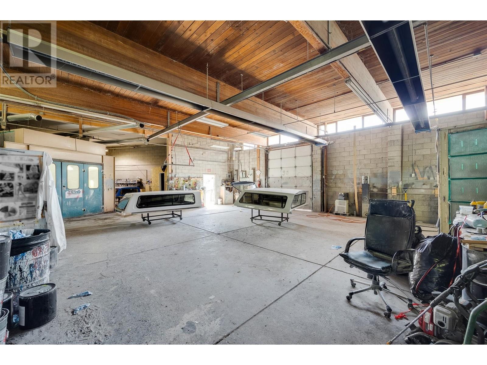  17411 Bentley Road, Summerland