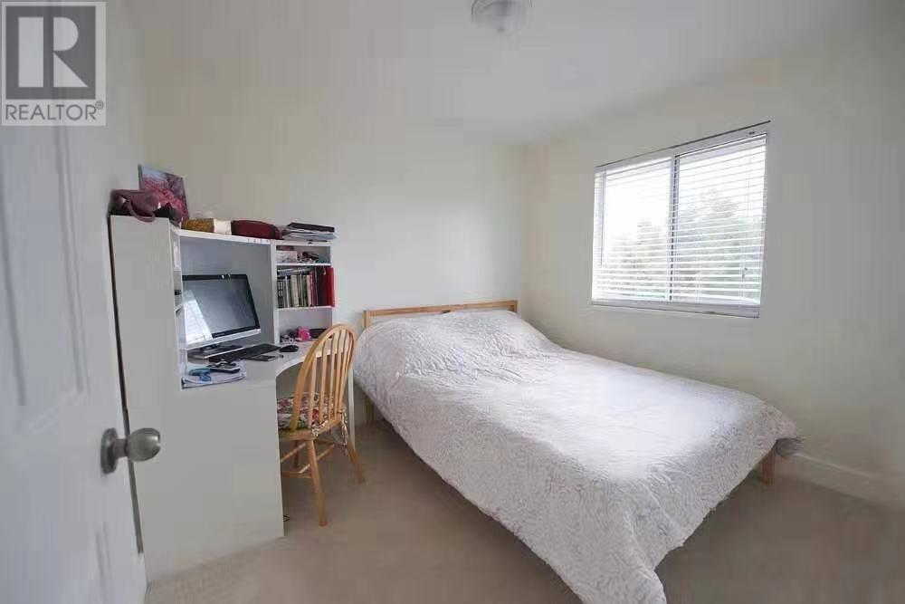 Photo 11 of 2655 Delahaye Drive, Coquitlam BC