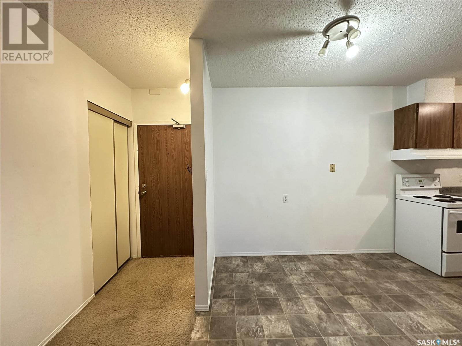 Single Family House Low rise for Sale in   Tait COURT Saskatoon 