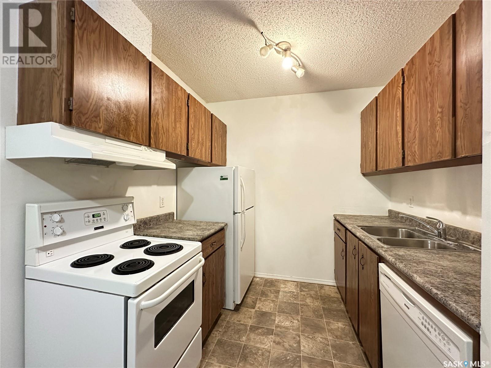 Single Family House Low rise for Sale in   Tait COURT Saskatoon 