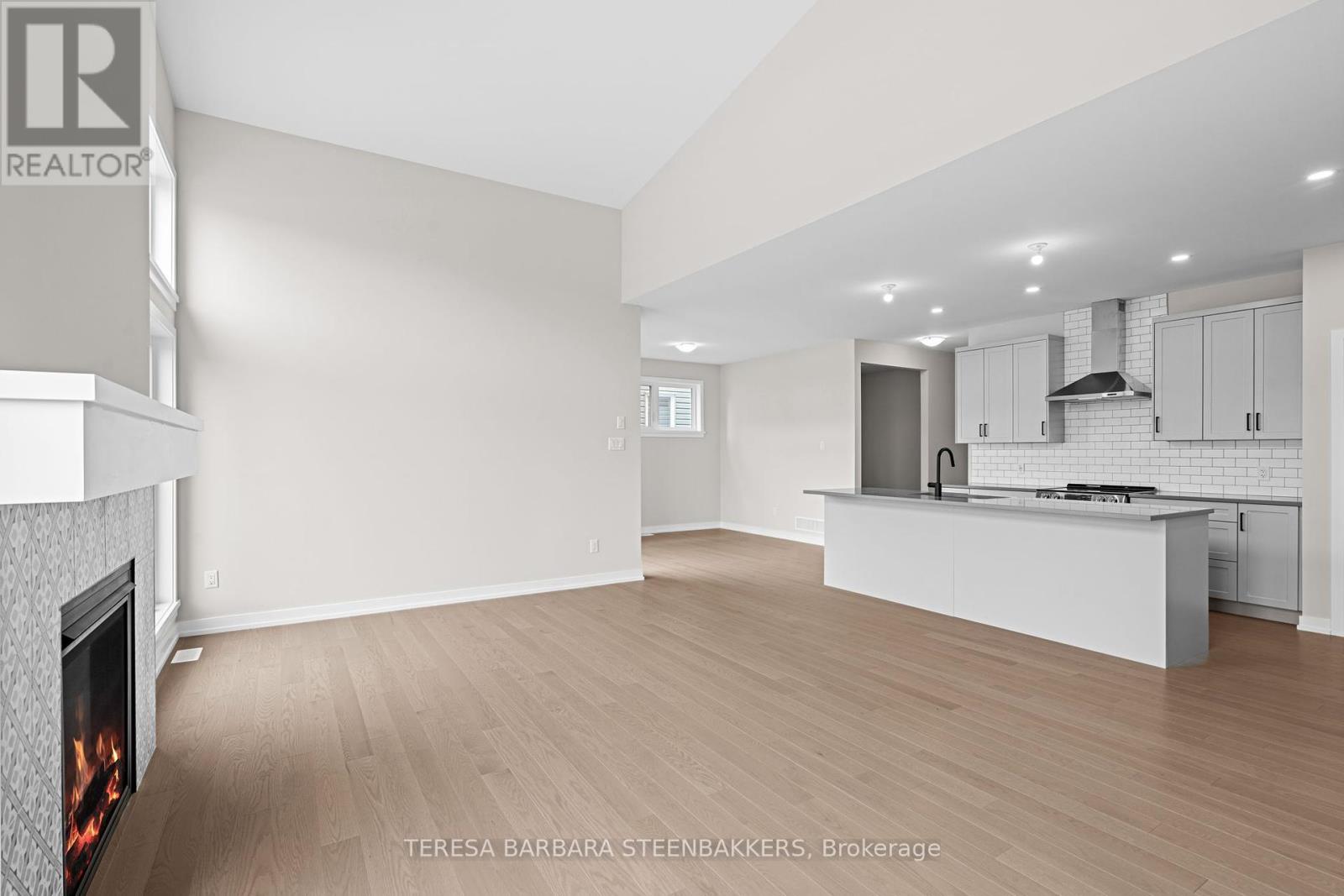 Photo 30 of 747 Kenny Gordon Avenue W, Ottawa ON
