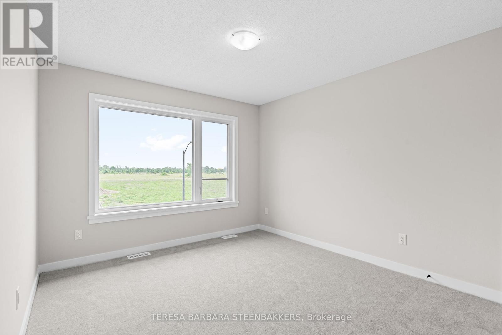 Photo 15 of 747 Kenny Gordon Avenue W, Ottawa ON