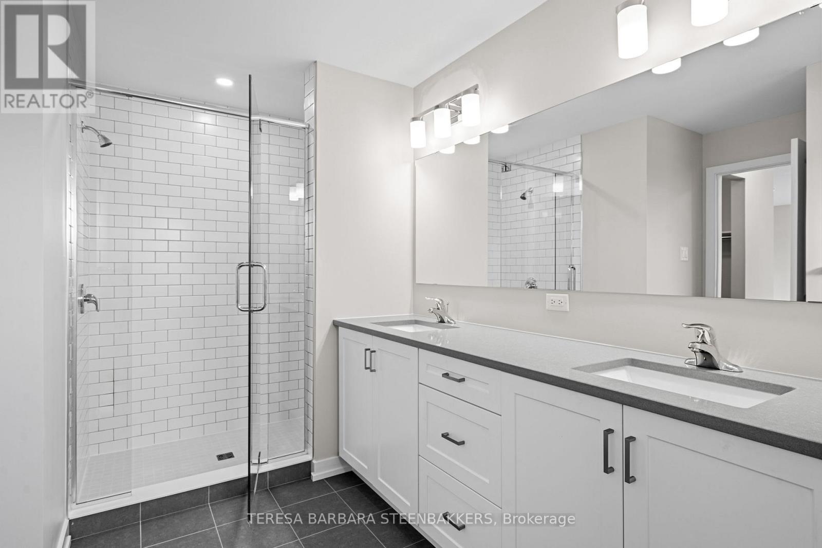 Photo 21 of 747 Kenny Gordon Avenue W, Ottawa ON