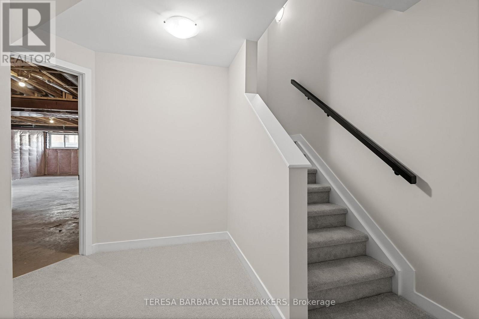 Photo 28 of 747 Kenny Gordon Avenue W, Ottawa ON