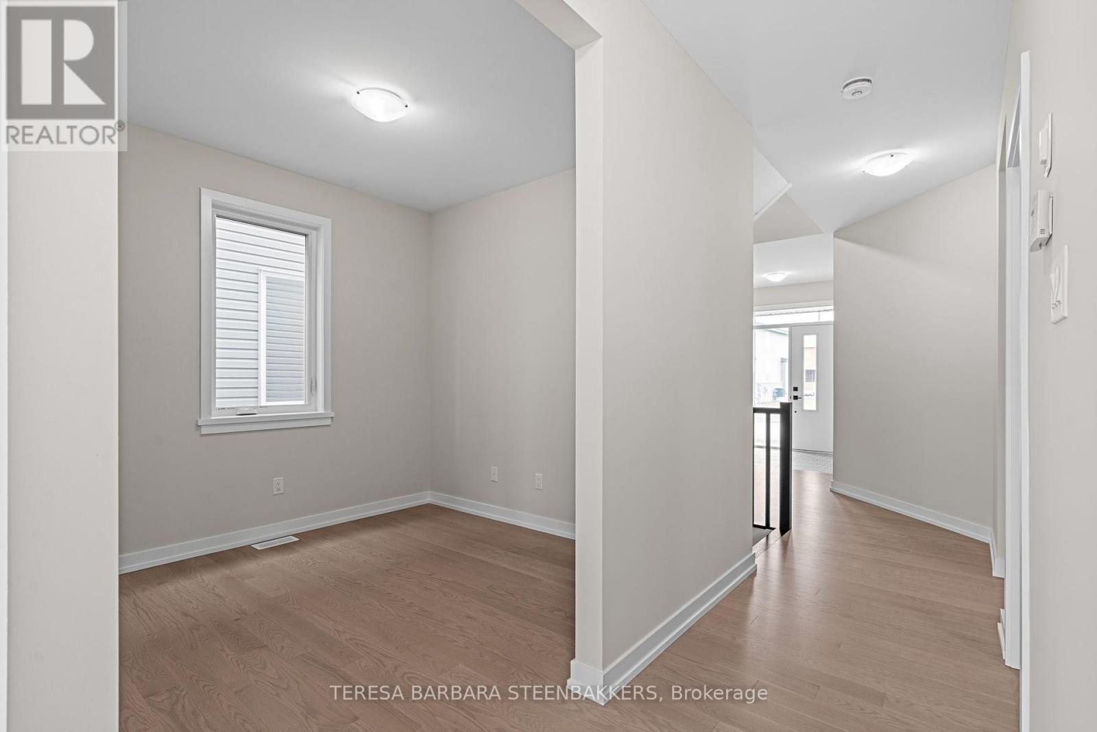 Photo 10 of 747 Kenny Gordon Avenue W, Ottawa ON