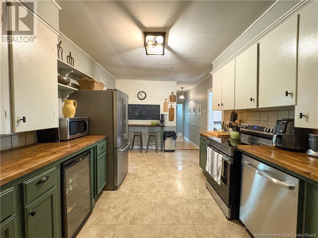 Photo 15 of 124 Riverview Drive, Florencevillebristol NB