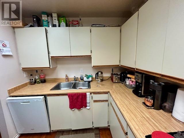 Photo 4 of 132 7451 Minoru Boulevard, Richmond BC
