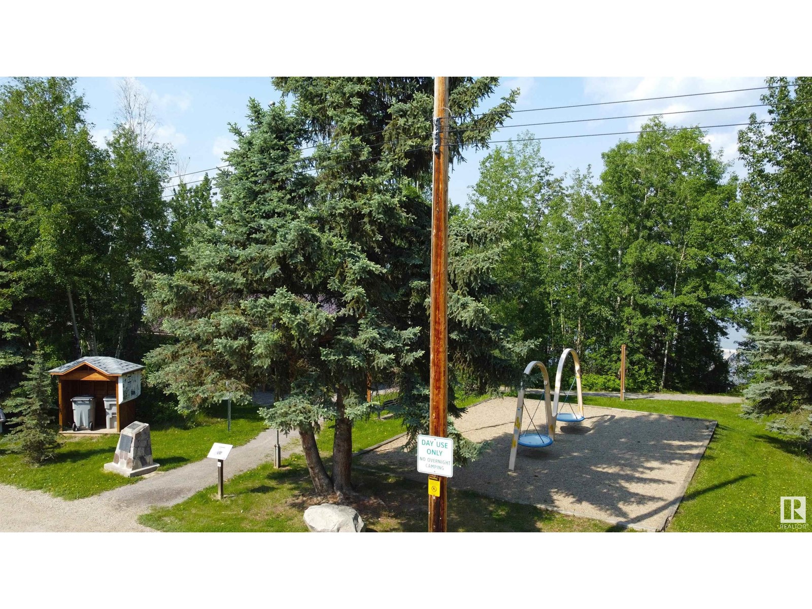 Photo 30 of 213 Crystal Springs Dr, Rural Wetaskiwin County AB