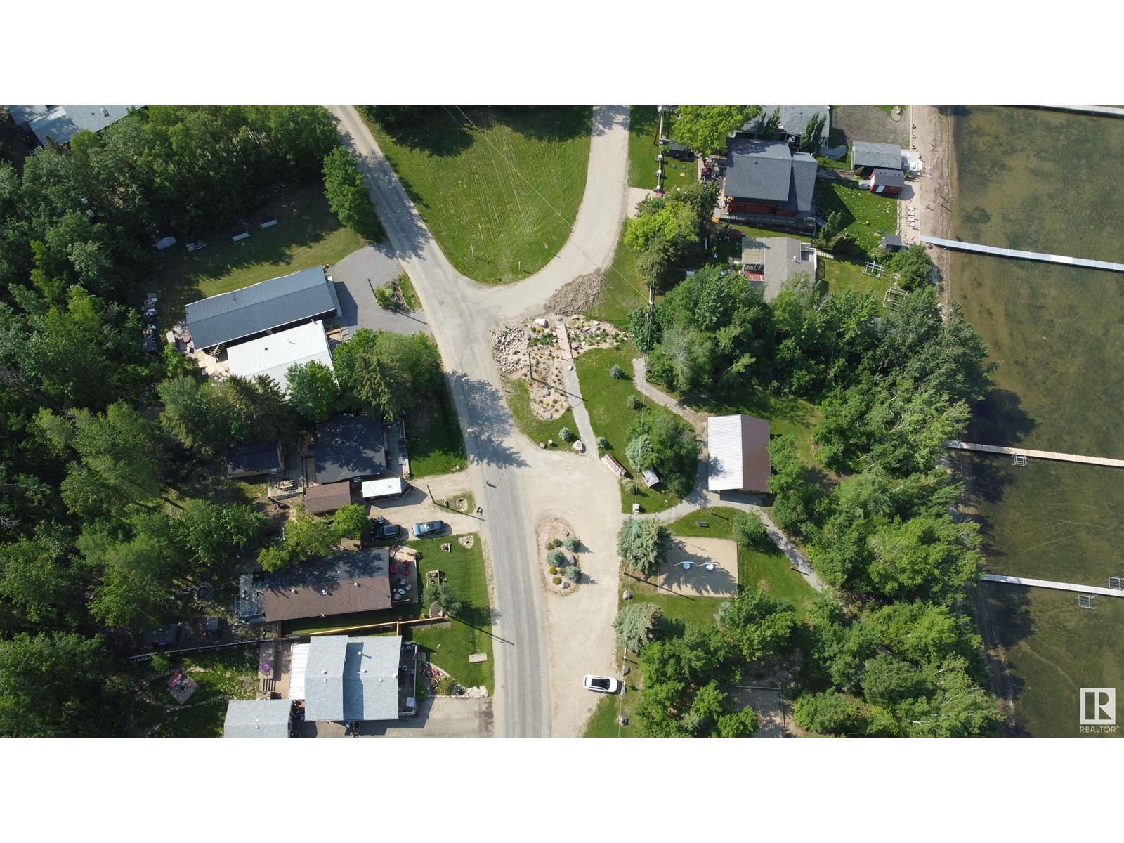 Photo 22 of 213 Crystal Springs Dr, Rural Wetaskiwin County AB