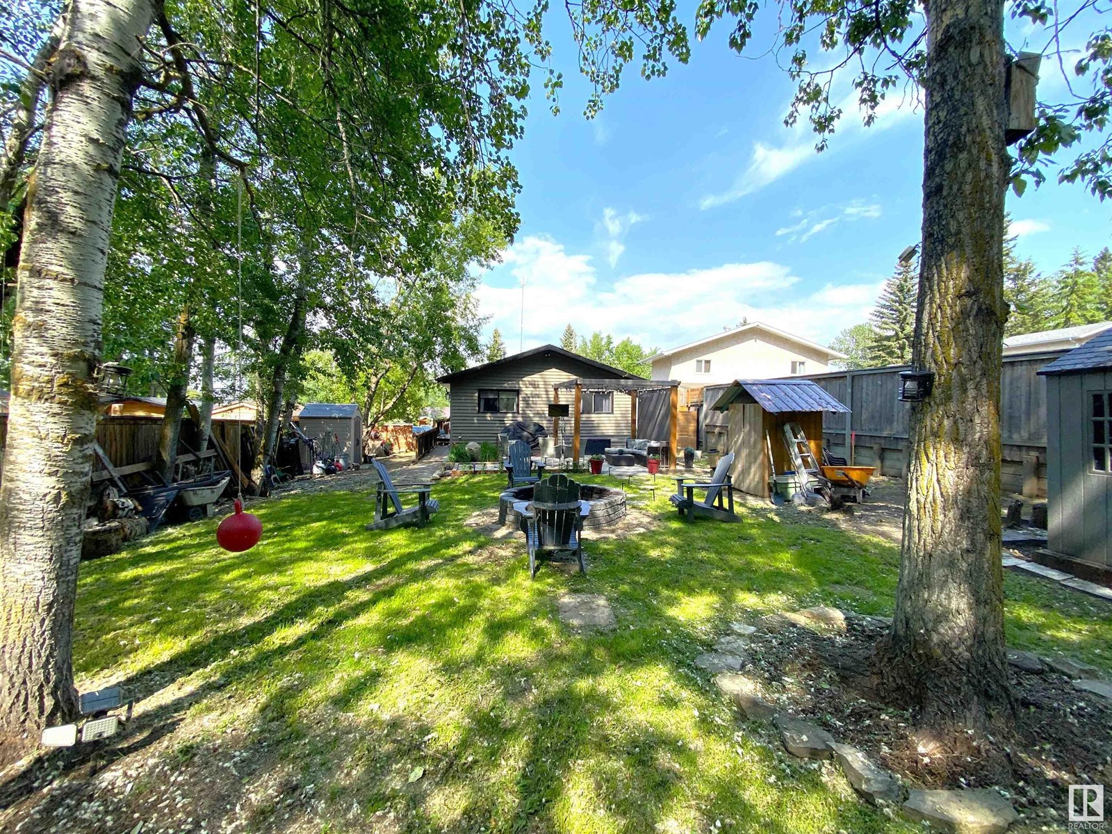 Photo 41 of 213 Crystal Springs Dr, Rural Wetaskiwin County AB