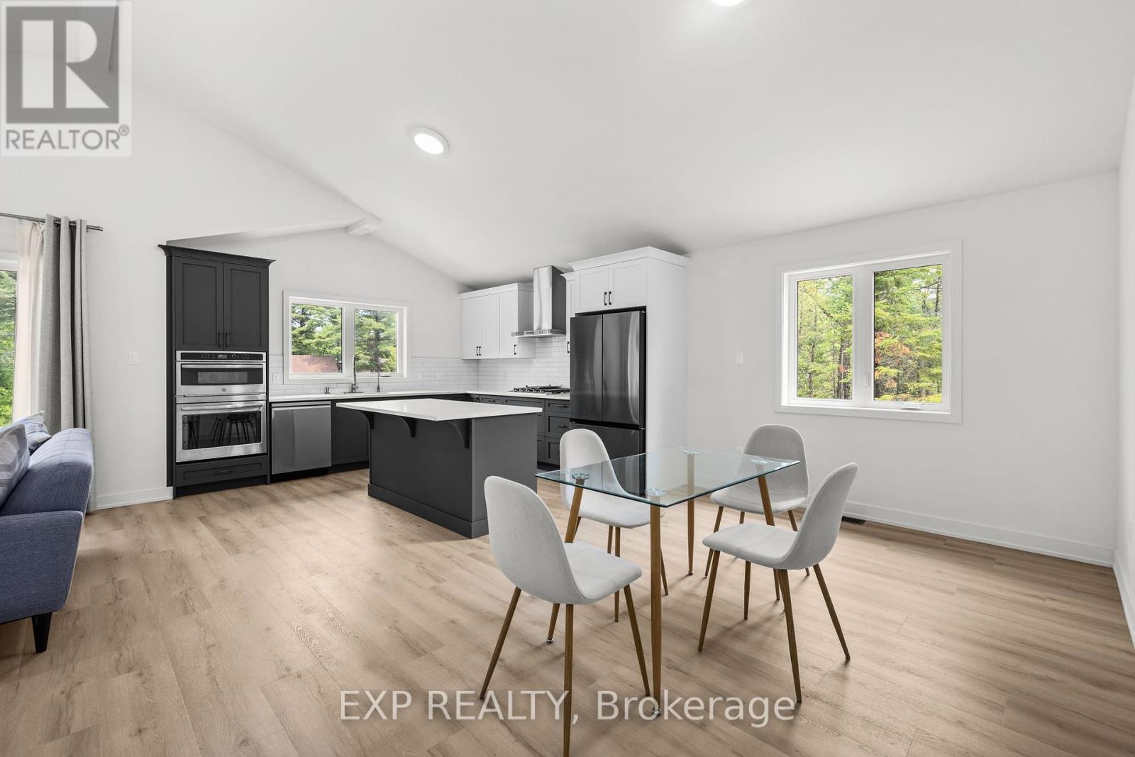 Photo 38 of 292 James Andrew Way, Beckwith ON