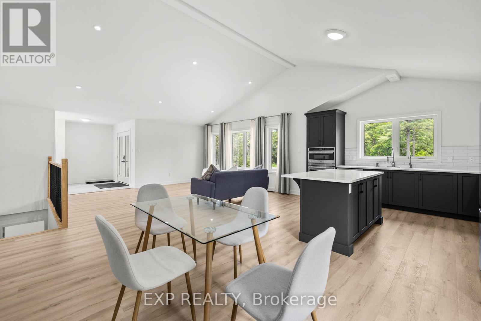 Photo 42 of 292 James Andrew Way, Beckwith ON