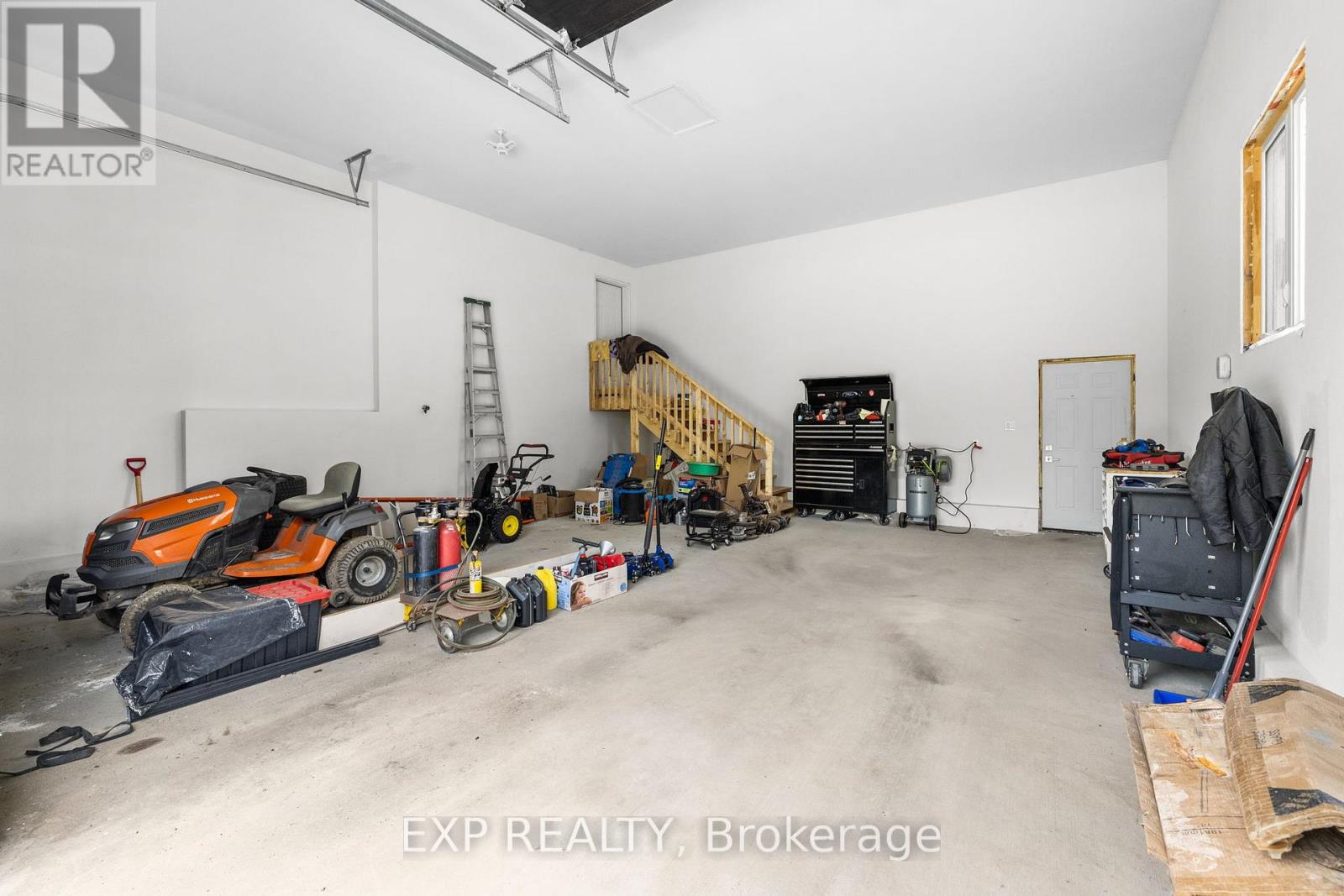 Photo 37 of 292 James Andrew Way, Beckwith ON