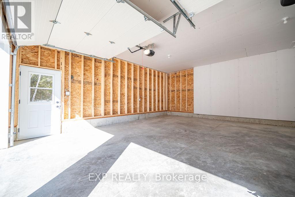 Photo 44 of 912 Burnstown Road, Mcnab Braeside ON