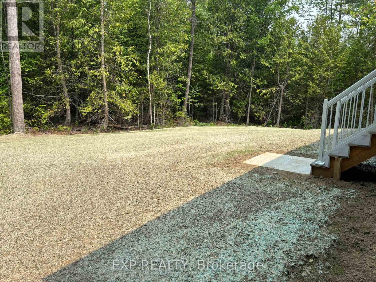 Photo 7 of 912 Burnstown Road, Mcnab Braeside ON