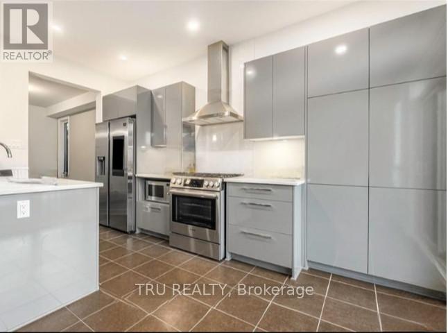 Photo 8 of 112 Minikan Street, Ottawa ON