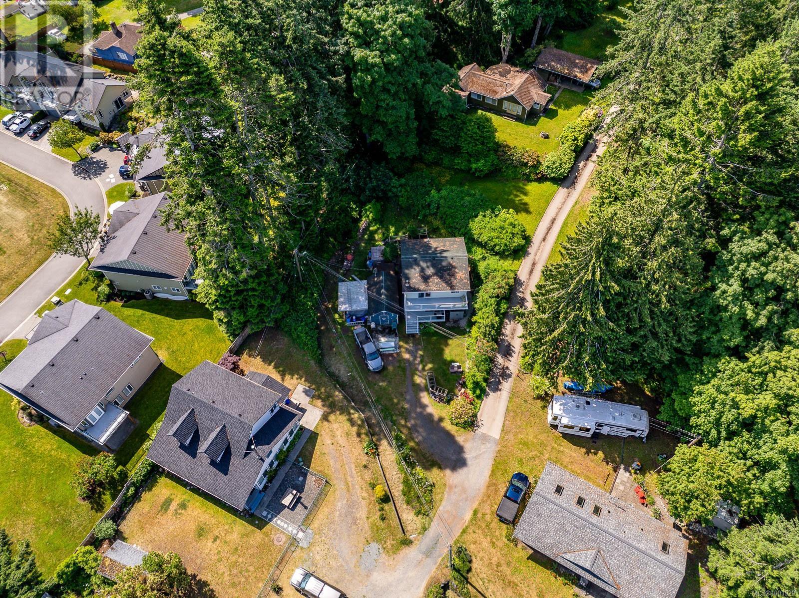 Photo 39 of 5 6919 Island Hwy W, Bowser BC