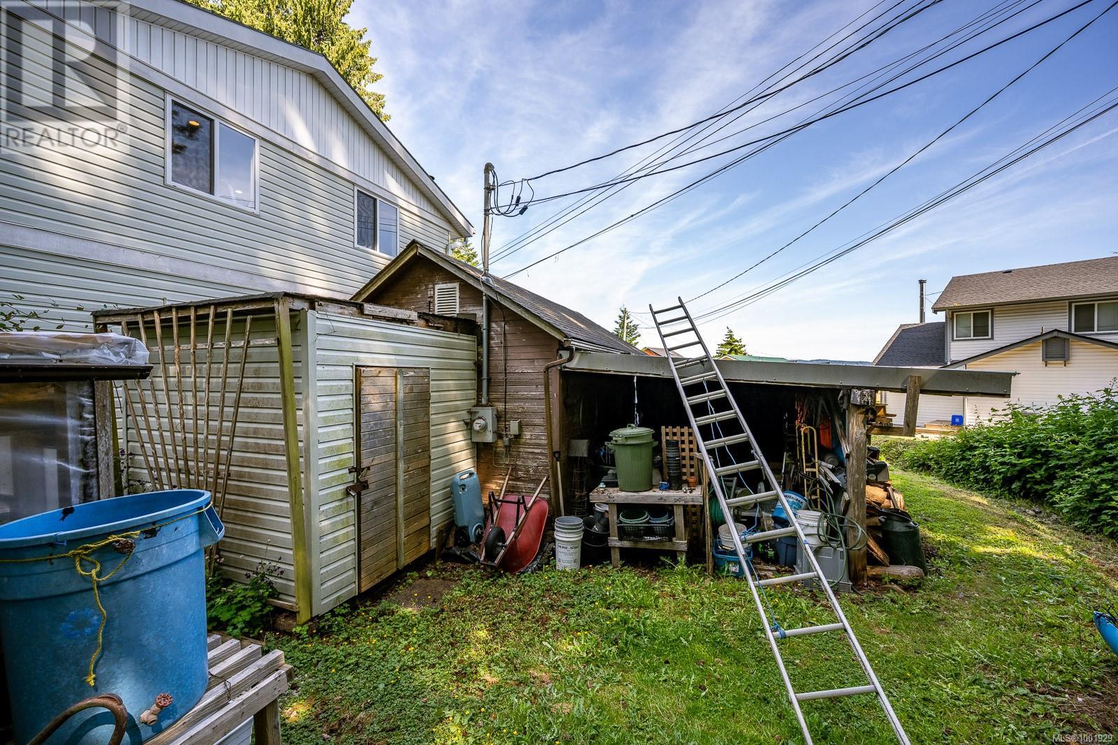 Photo 56 of 5 6919 Island Hwy W, Bowser BC