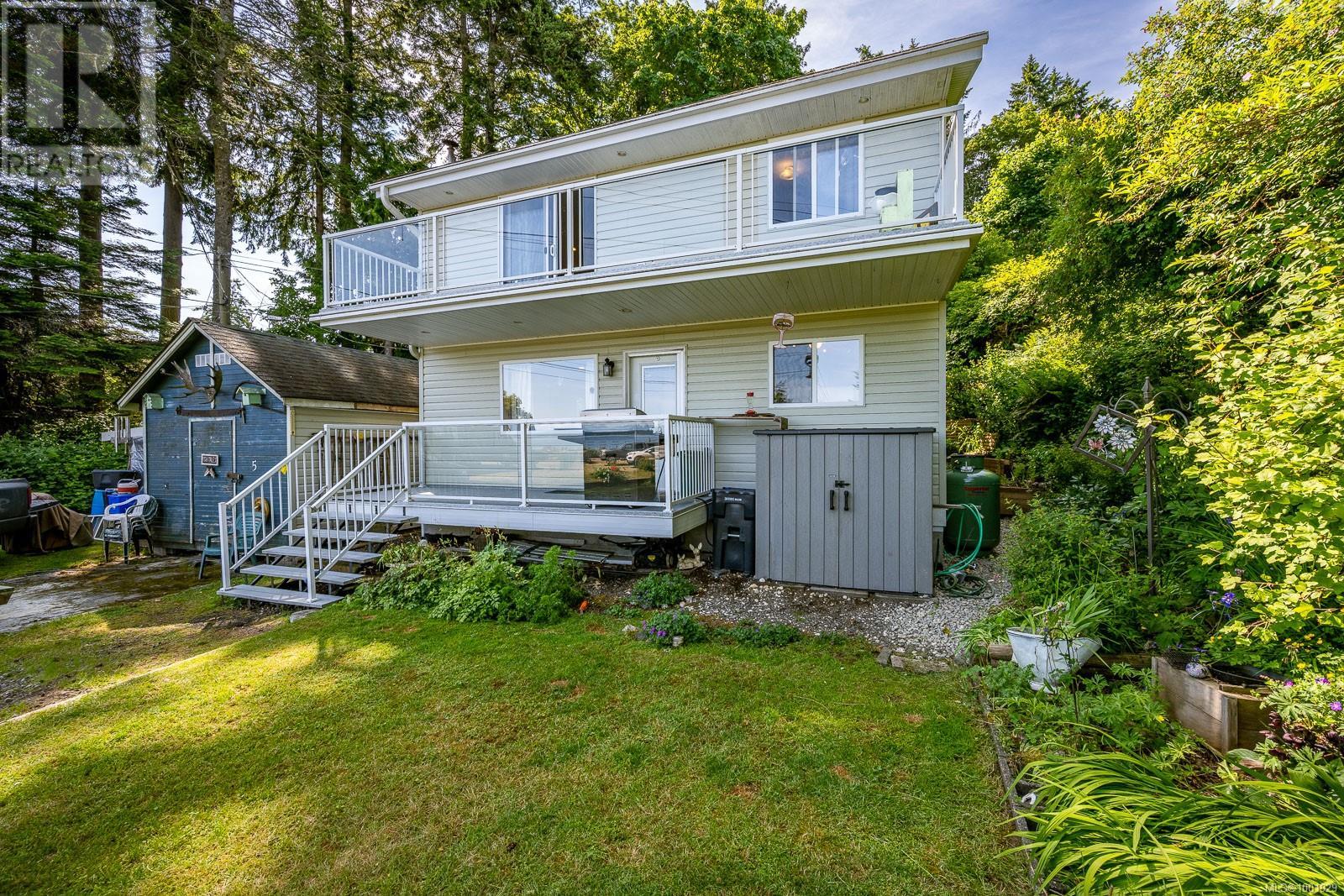 Photo 60 of 5 6919 Island Hwy W, Bowser BC