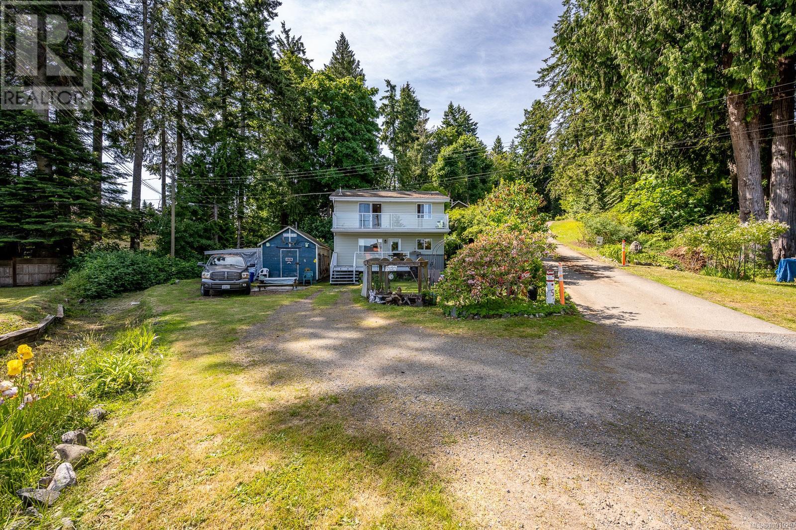Photo 66 of 5 6919 Island Hwy W, Bowser BC
