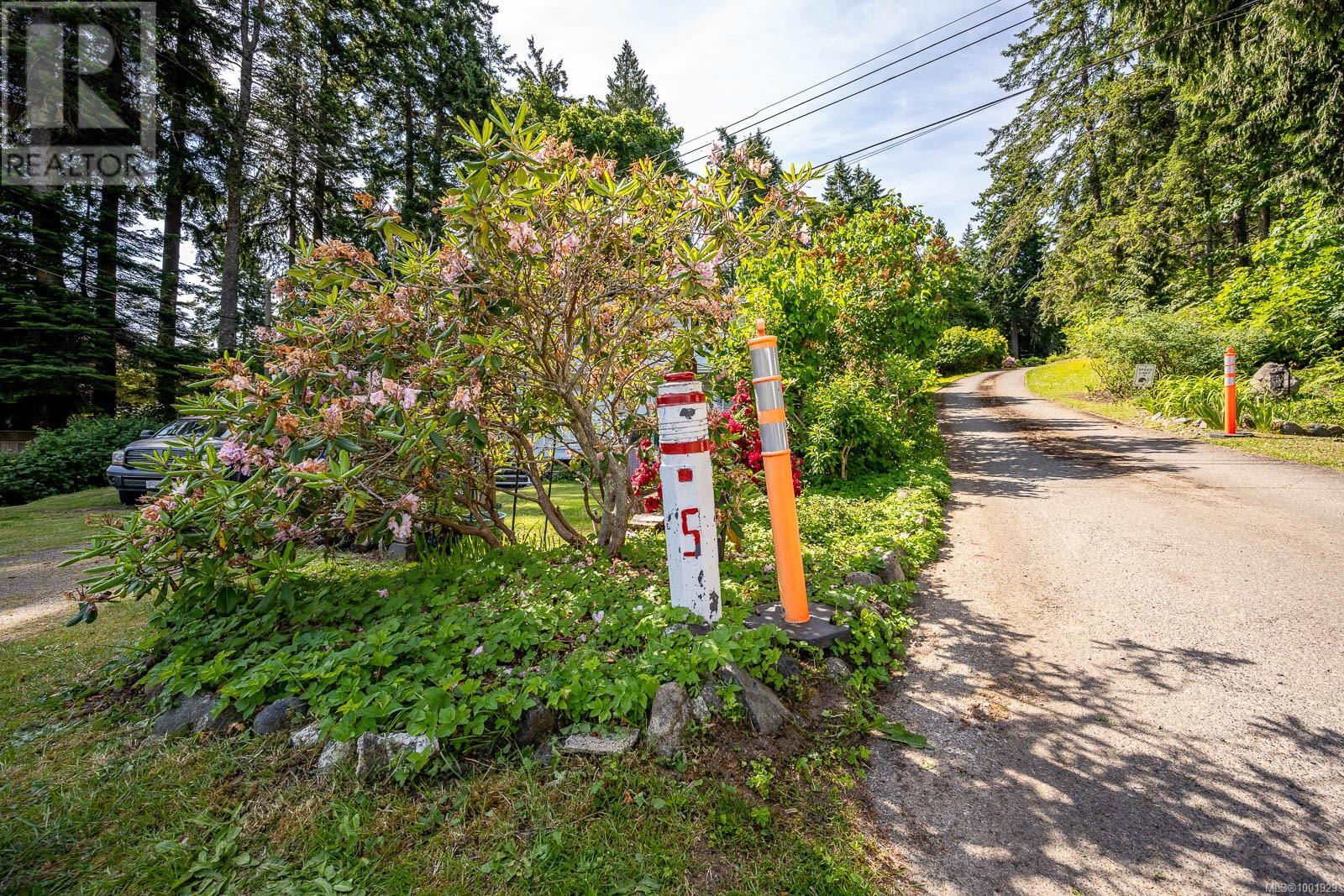 Photo 67 of 5 6919 Island Hwy W, Bowser BC