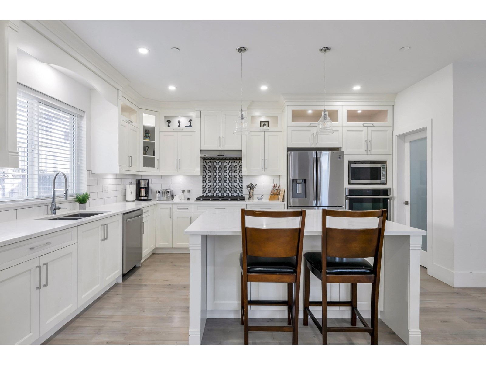 35281 EWERT AVENUE, Mission
