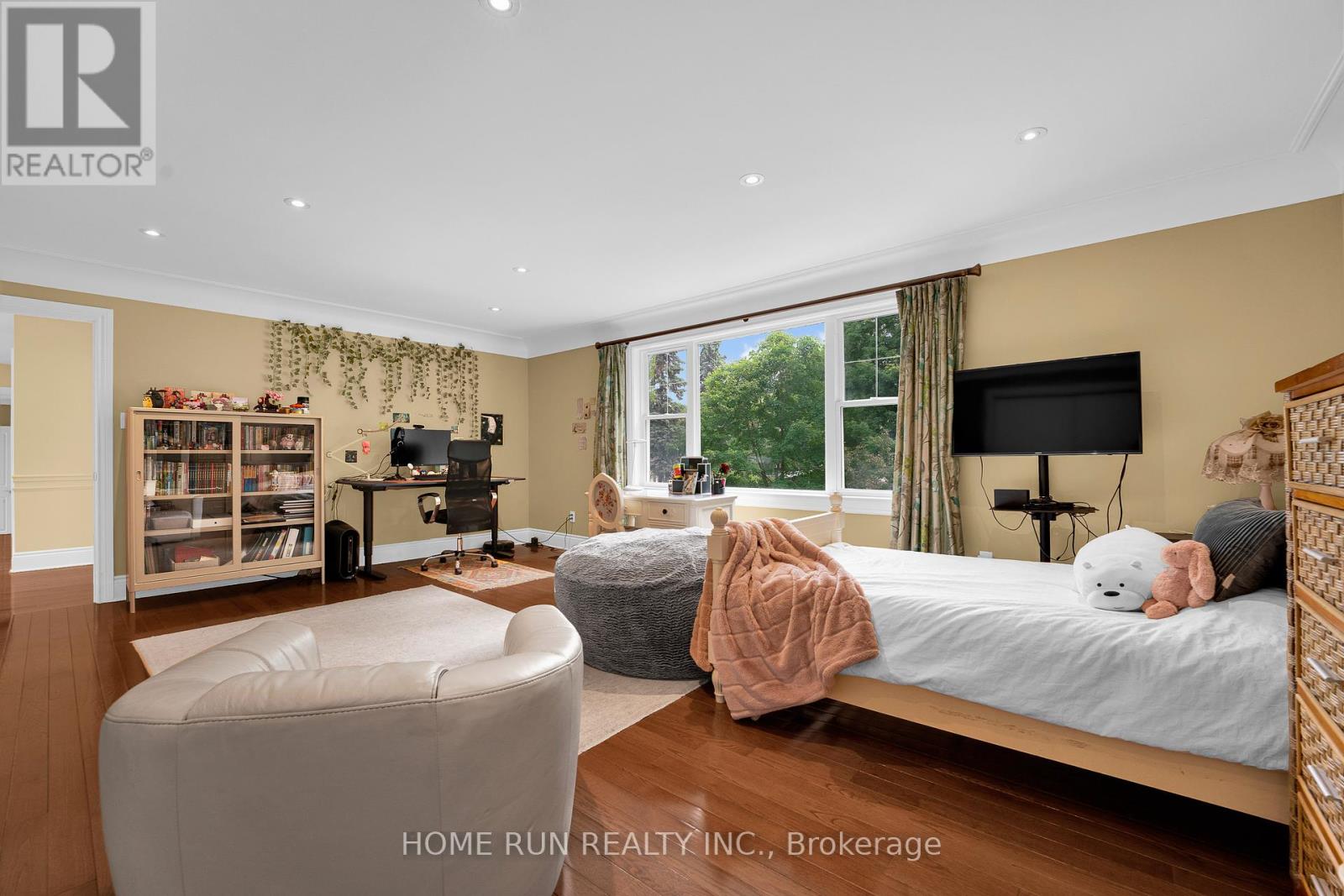 275 BUCHAN ROAD - 36