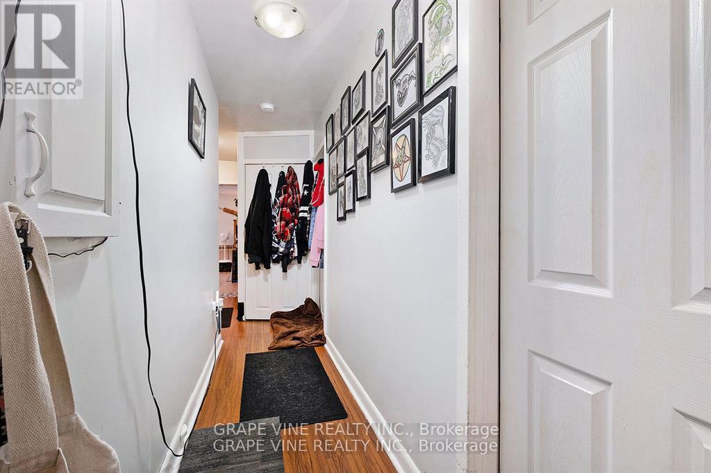 Photo 18 of 261 Elgin Street W, Arnprior ON