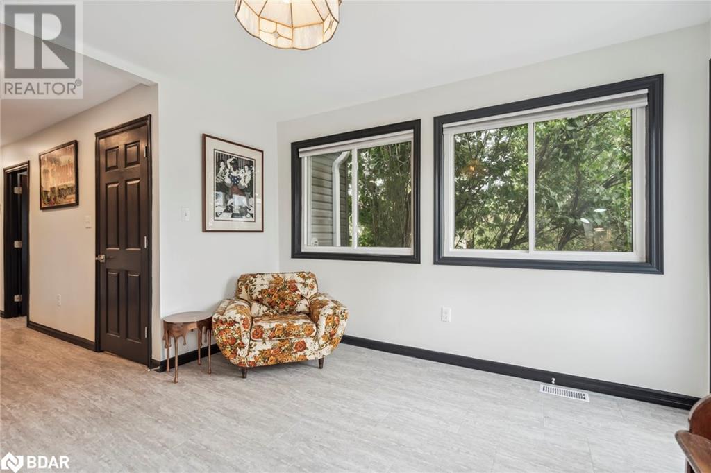 Photo 20 of 20 Robins Avenue, Hamilton ON
