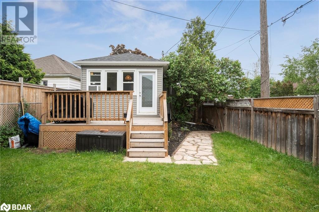 Photo 33 of 20 Robins Avenue, Hamilton ON