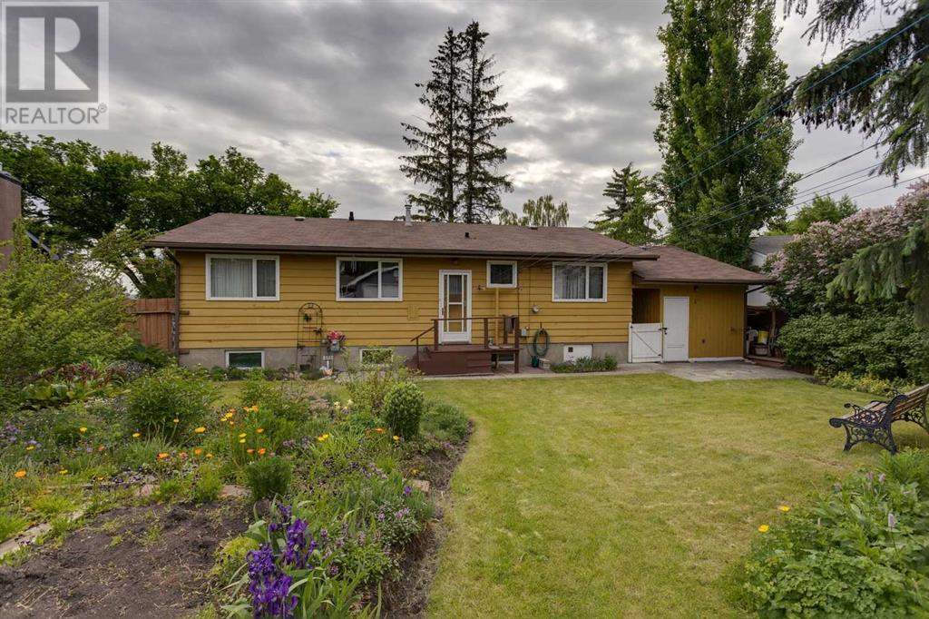 Single Family House Bungalow for Sale in  Wildwood Drive SW Wildwood Calgary 