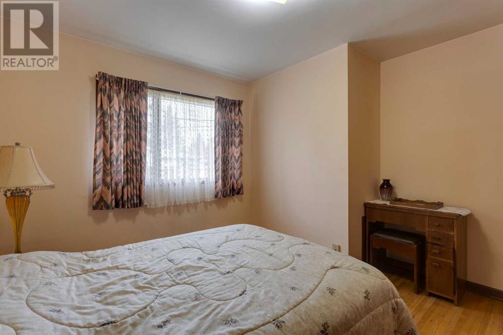 Single Family House Bungalow for Sale in  Wildwood Drive SW Wildwood Calgary 