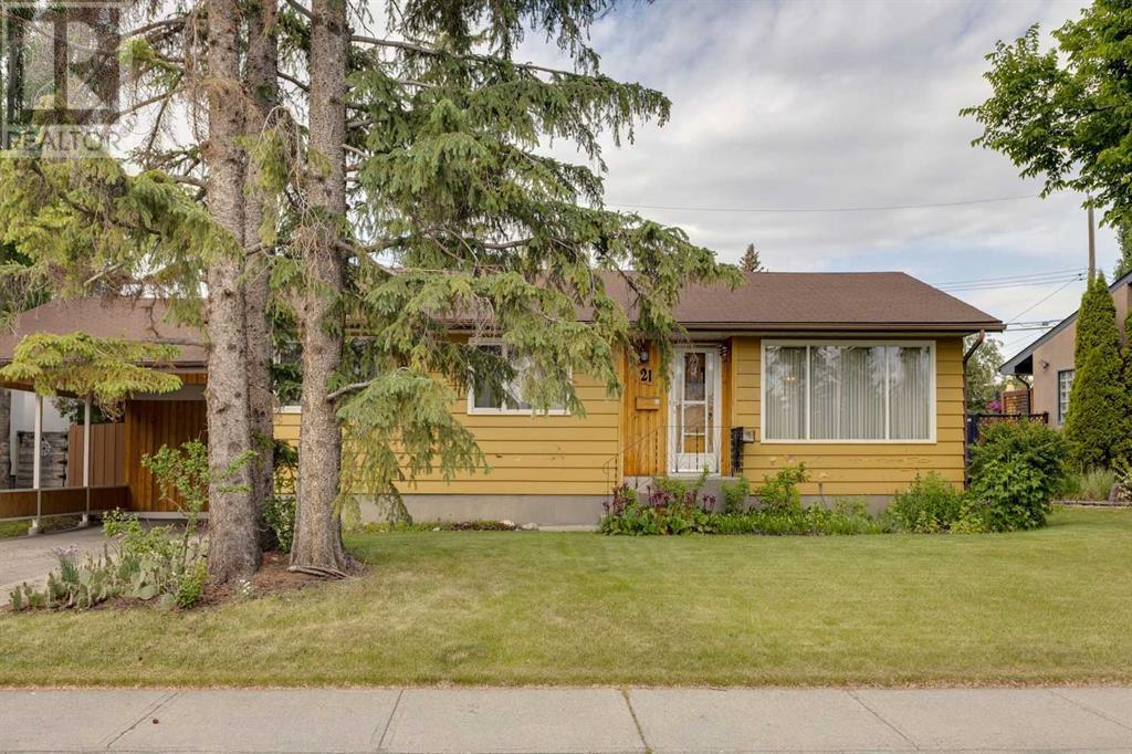 Single Family House Bungalow for Sale in  Wildwood Drive SW Wildwood Calgary 