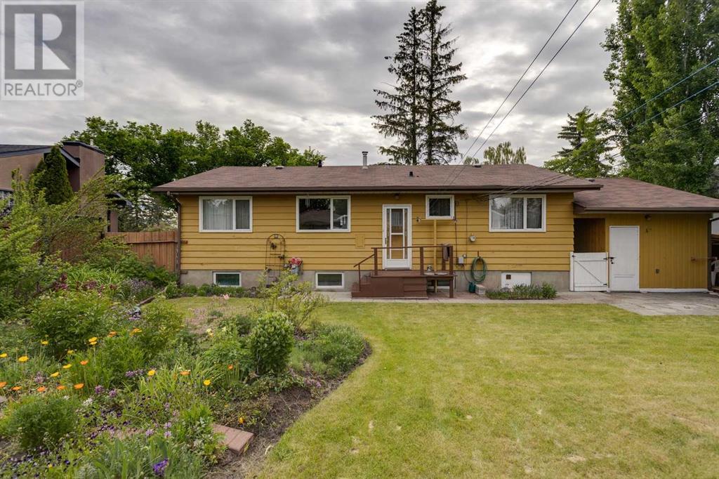 Single Family House Bungalow for Sale in  Wildwood Drive SW Wildwood Calgary 