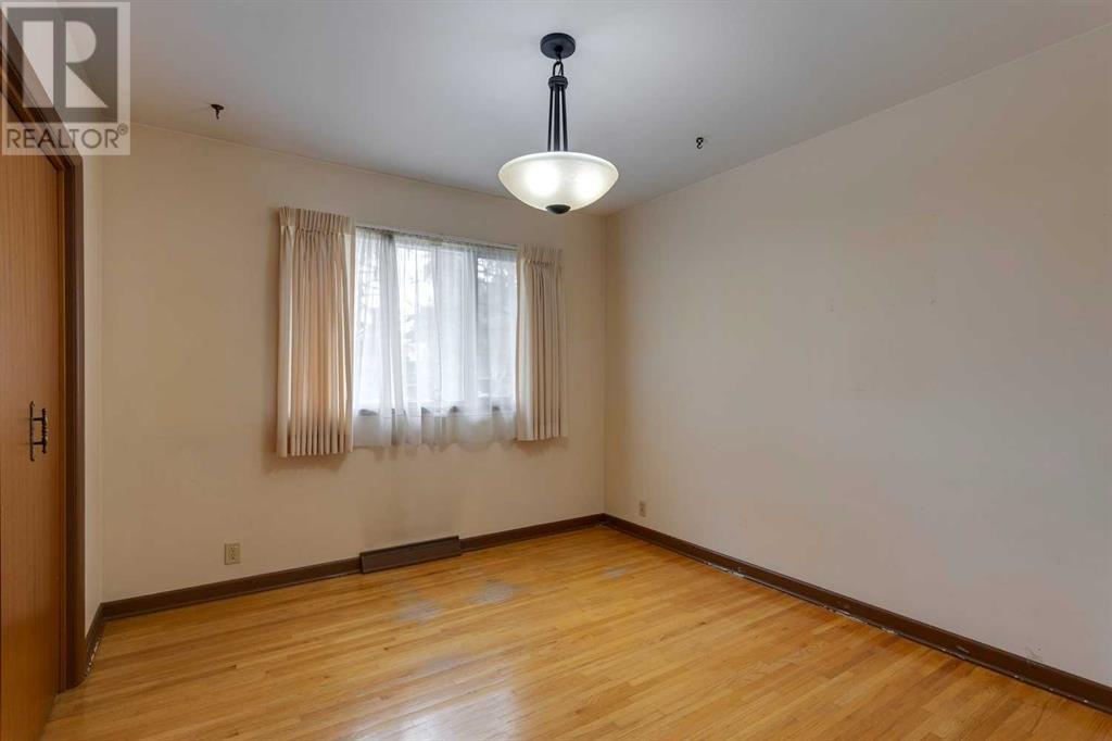 Single Family House Bungalow for Sale in  Wildwood Drive SW Wildwood Calgary 