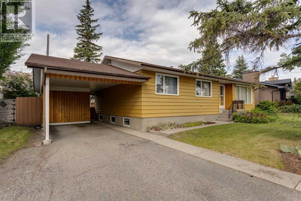 Single Family House Bungalow for Sale in  Wildwood Drive SW Wildwood Calgary 