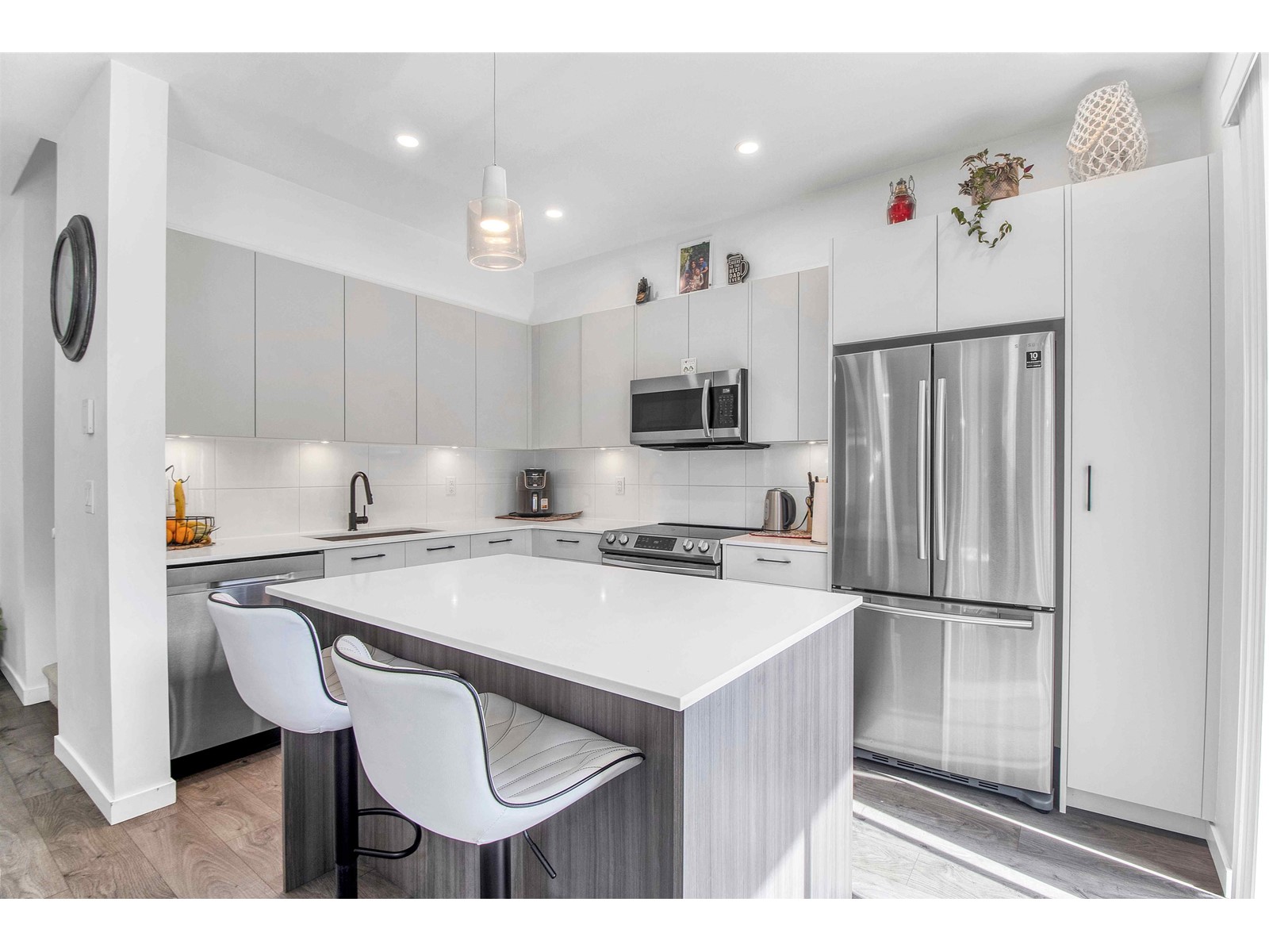 20 15255 SITKA DRIVE, Surrey real estate listing R3011522