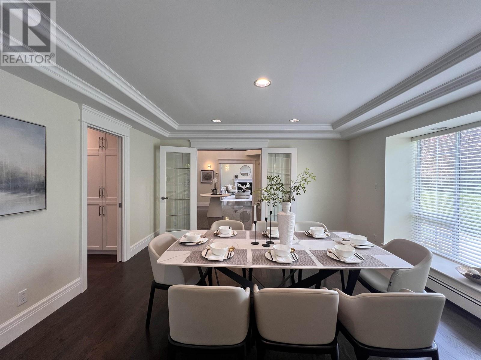 Photo 8 of 2508 W 34th Avenue, Vancouver BC