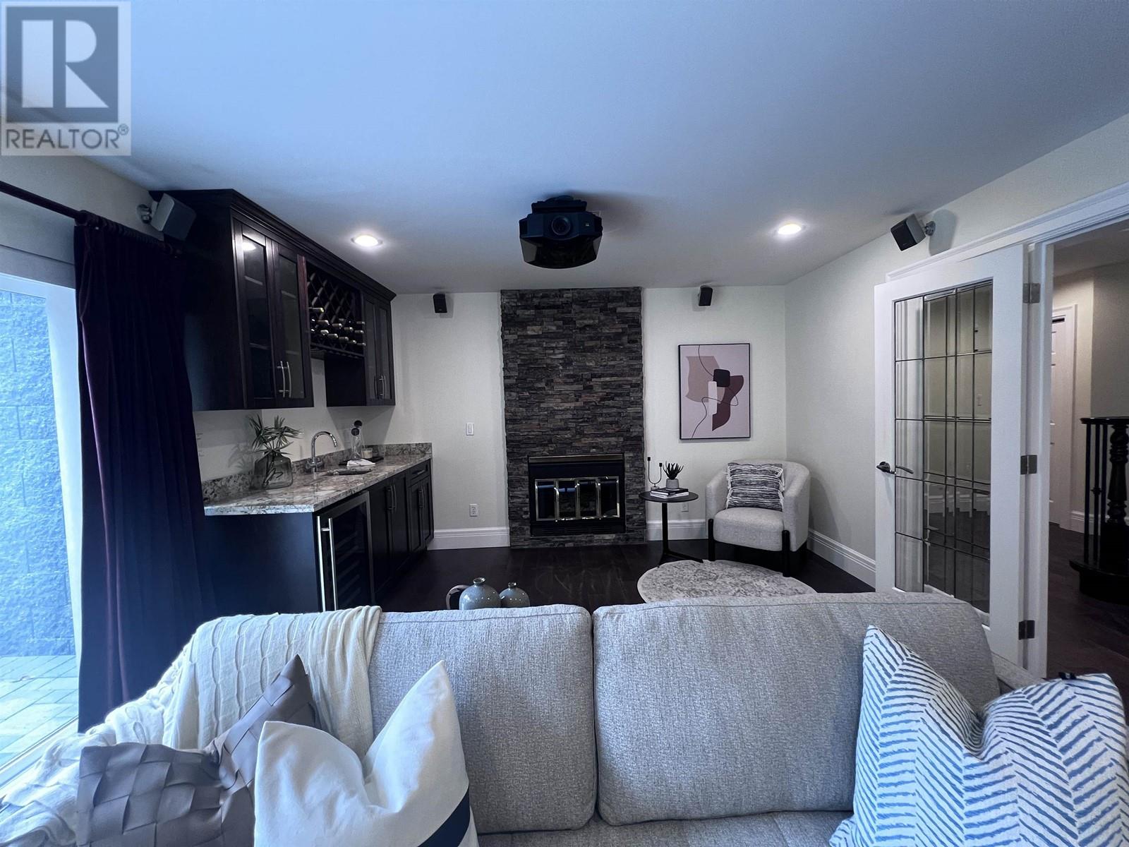 Photo 37 of 2508 W 34th Avenue, Vancouver BC