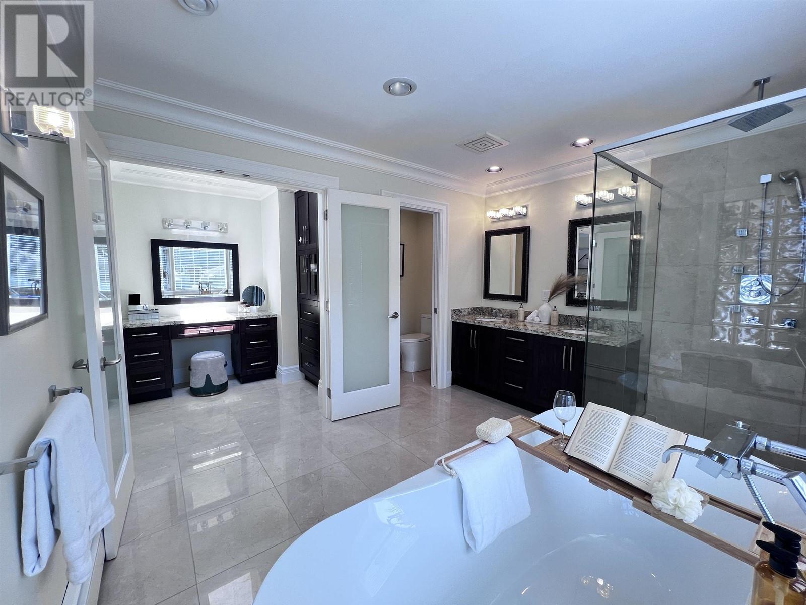 Photo 28 of 2508 W 34th Avenue, Vancouver BC