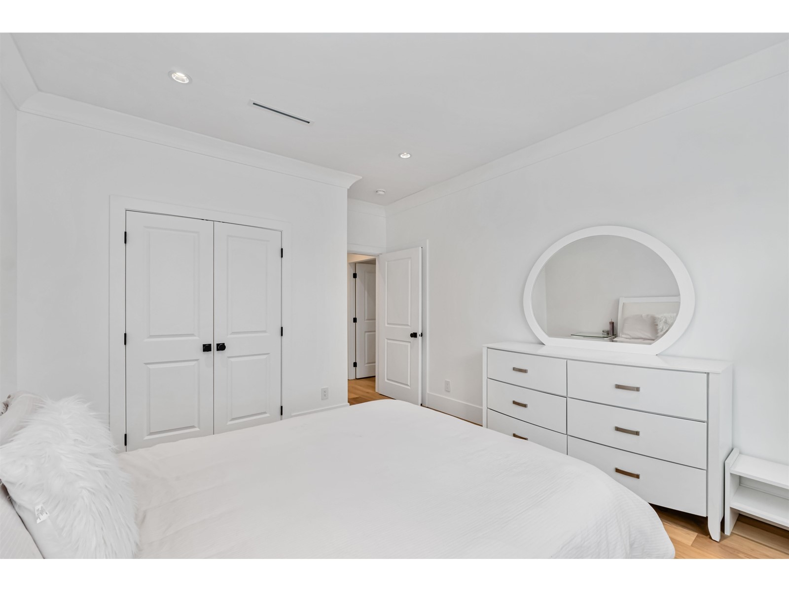 1577 131 STREET, Surrey