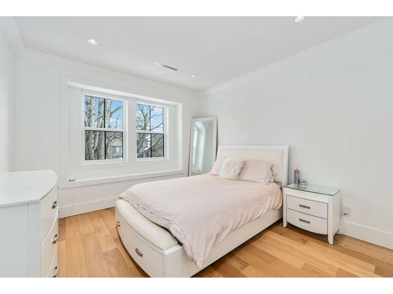 1577 131 STREET, Surrey