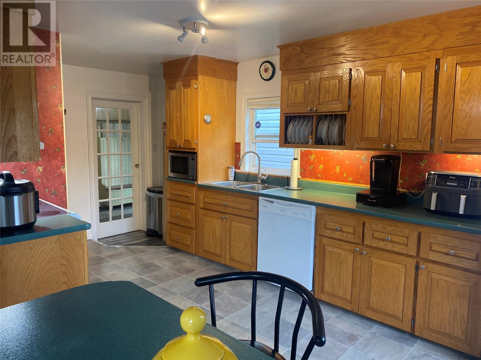 32-34 Hynes Road - Image 3