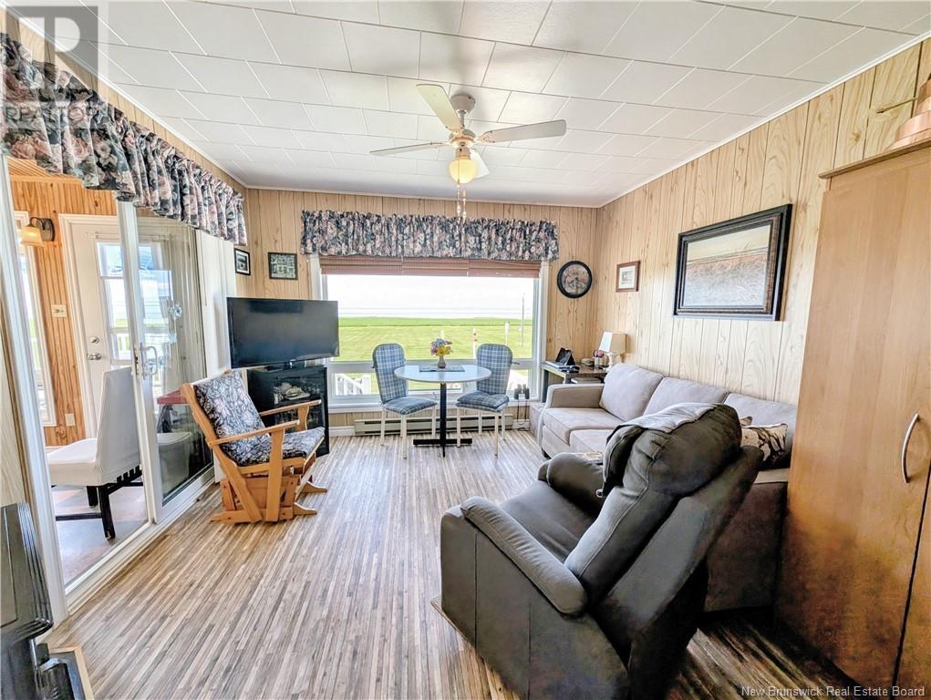 Photo 4 of 506 Rue Acadie, Grandeanse NB