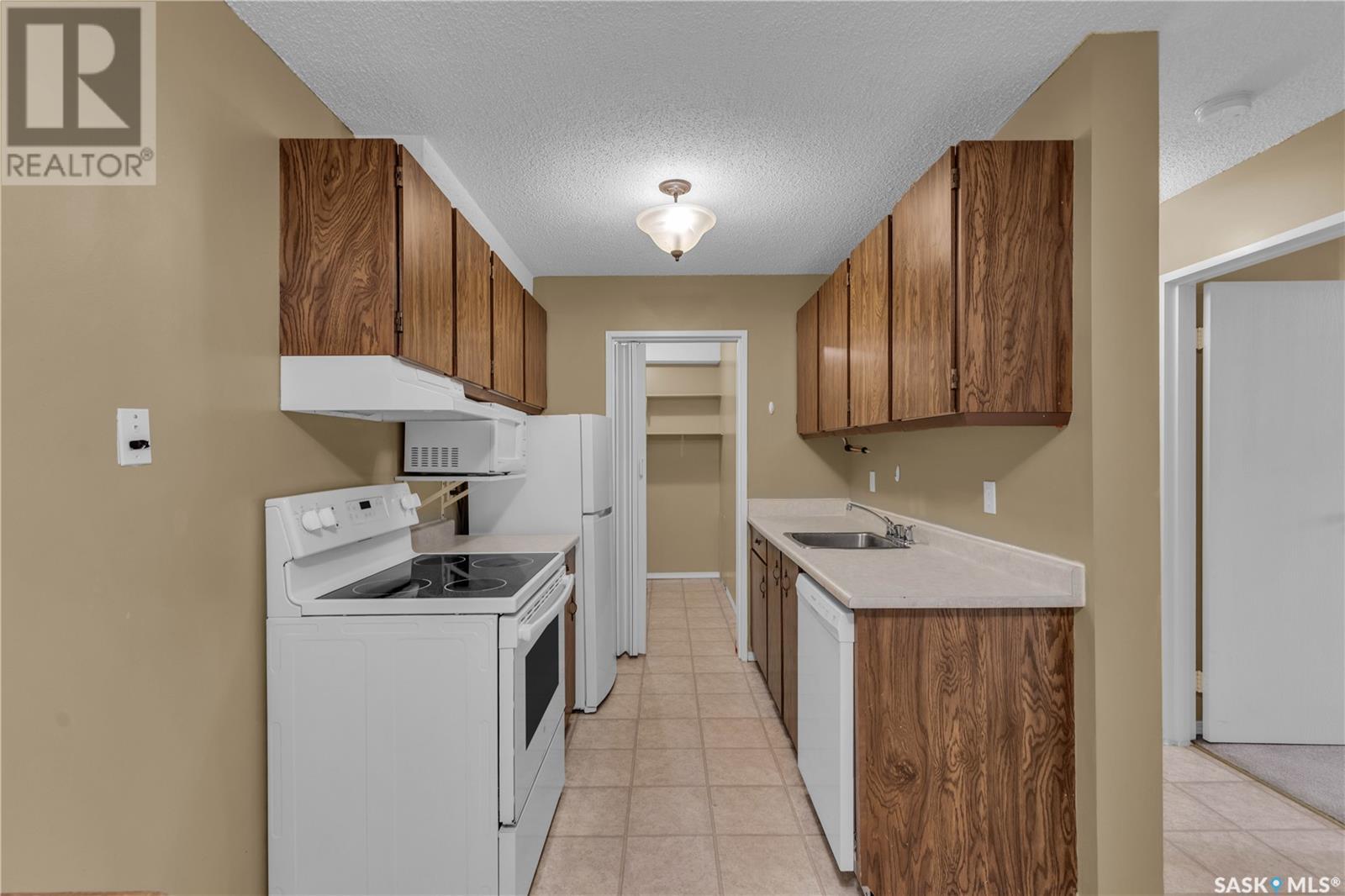 Single Family House Low rise for Sale in   Tait COURT Saskatoon 