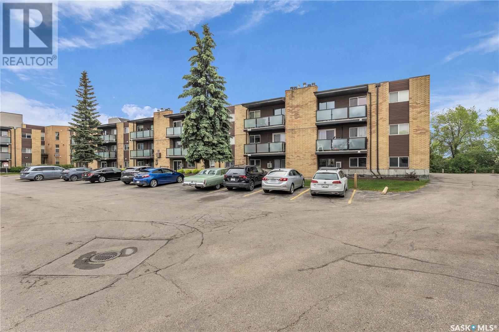 Single Family House Low rise for Sale in   Tait COURT Saskatoon 