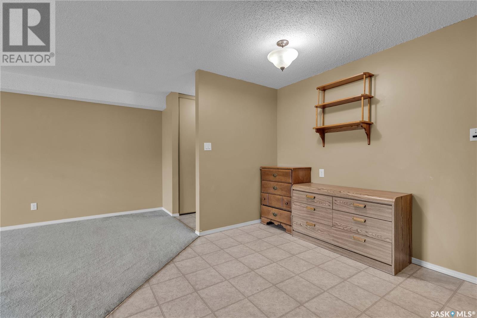 Single Family House Low rise for Sale in   Tait COURT Saskatoon 