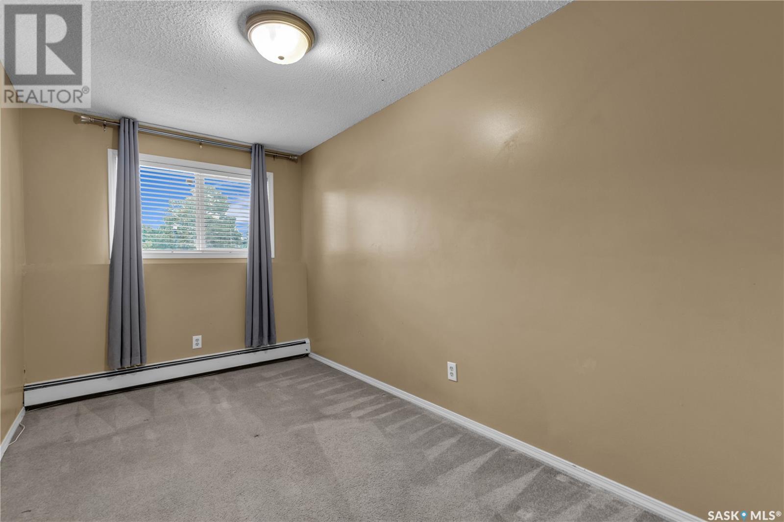 Single Family House Low rise for Sale in   Tait COURT Saskatoon 