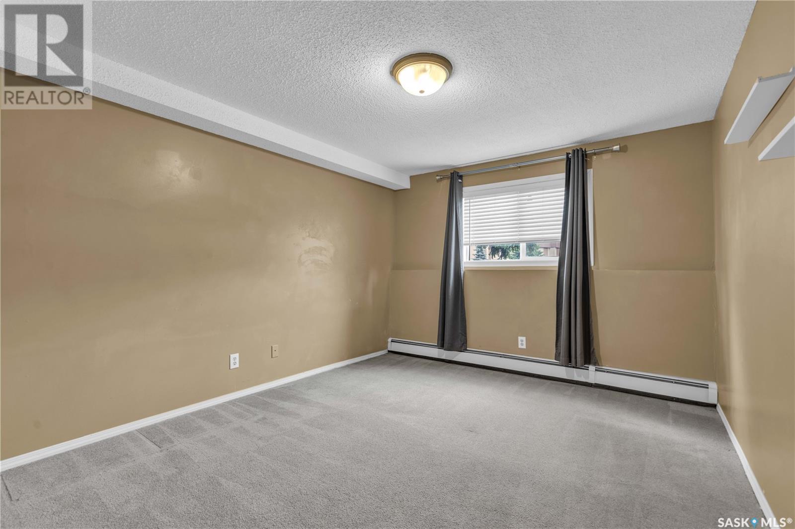 Single Family House Low rise for Sale in   Tait COURT Saskatoon 