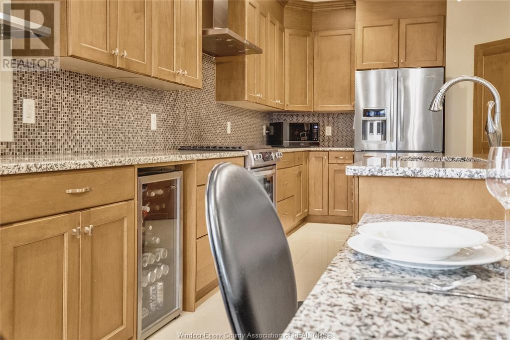 Photo 9 of 12337 Candlewood Drive, Tecumseh ON